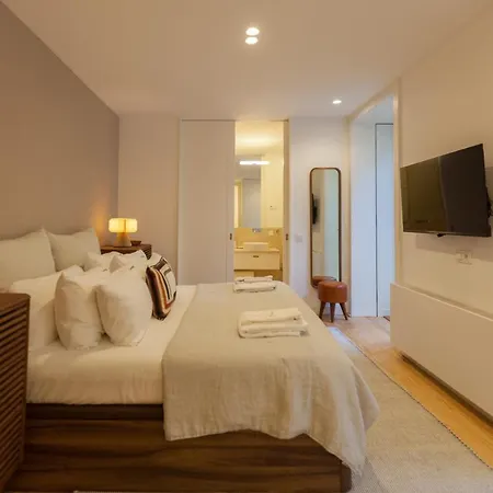 Flh Elegance With Pool & Parking - Non Touristic Apartment *