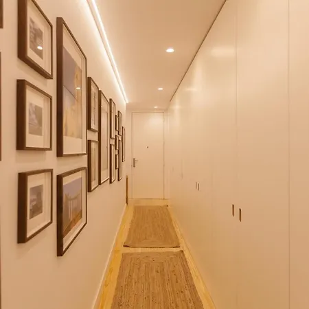 Flh Elegance With Pool & Parking - Non Touristic Lisbon